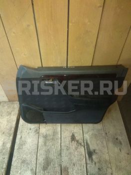 Обшивка двери передней правой на Мерседес-Бенц Ц-класс W202