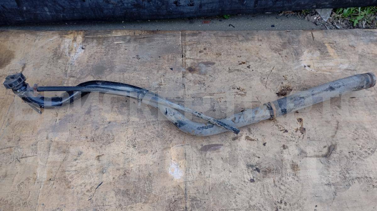 Заливная горловина бензобака, наливная труба топливного бака правая для УАЗ Симбир 3162 31622-1101056