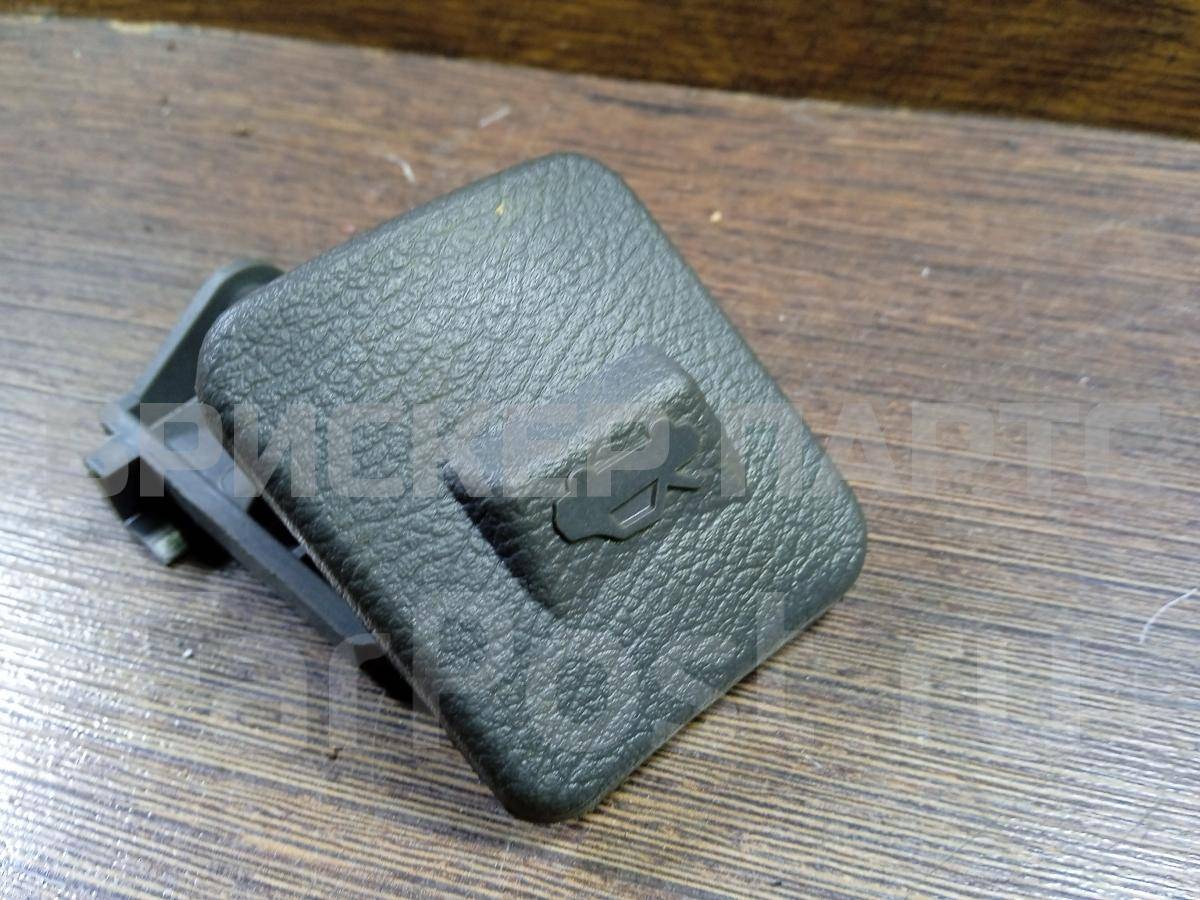 Ручка открывания капота на Шевроле Ланос 96216242