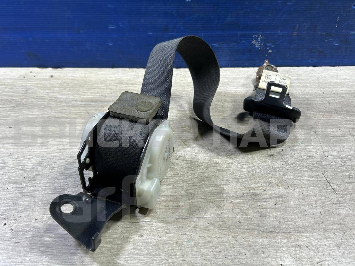 Ремень безопасности задний левый на Хонда Цивик 8 4D (FD) TKAB0EJ517