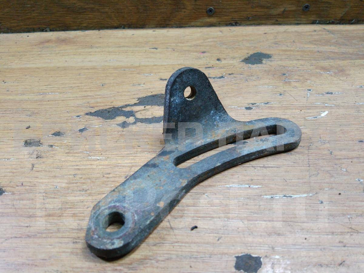 Кронштейн крепления генератора для Сузуки Витара 1 поколение ET, TA 17921-57B00