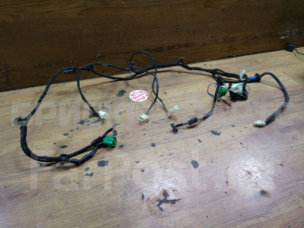 Проводка (коса) двери багажника на Чанган ЦС35 1 поколение S1010380104