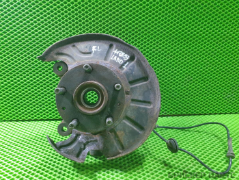 Кулак поворотный передний левый для Ленд Ровер Фрилендер I поколение рестайлинг RUB000050