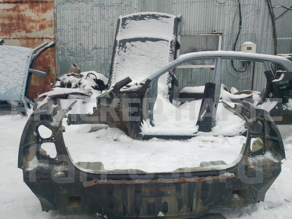 Панель задняя на Киа Опирус/Аманти 1 поколение рестайлинг 691003F700