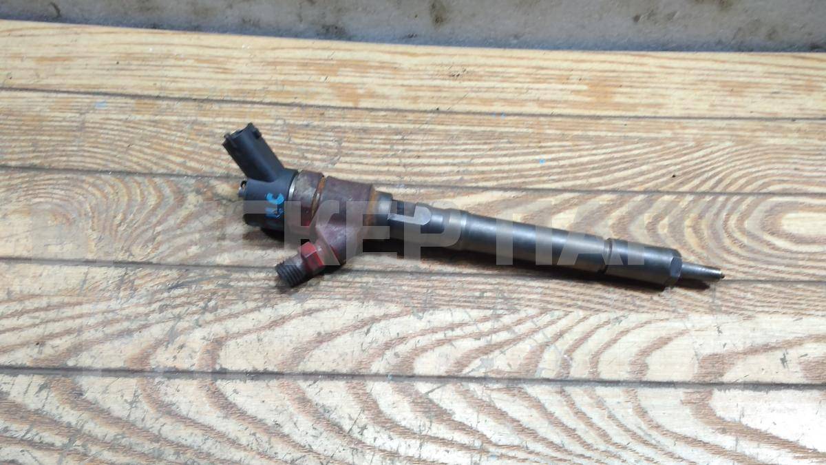 Форсунка дизельная на Киа Каренс 1 поколение 3380027000