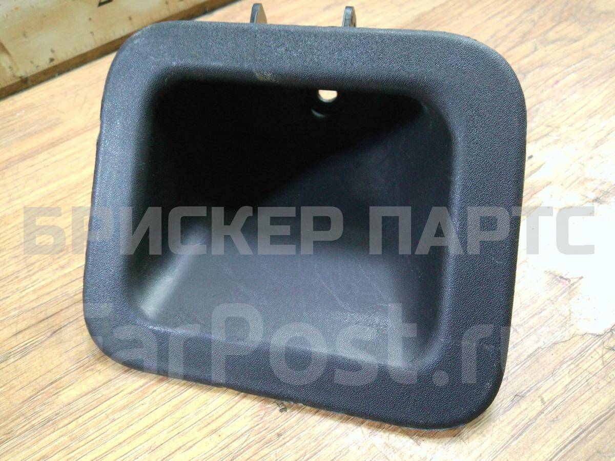 Ручка открывания багажника внутренняя на Опель Инсигниа 1 поколение 13222393