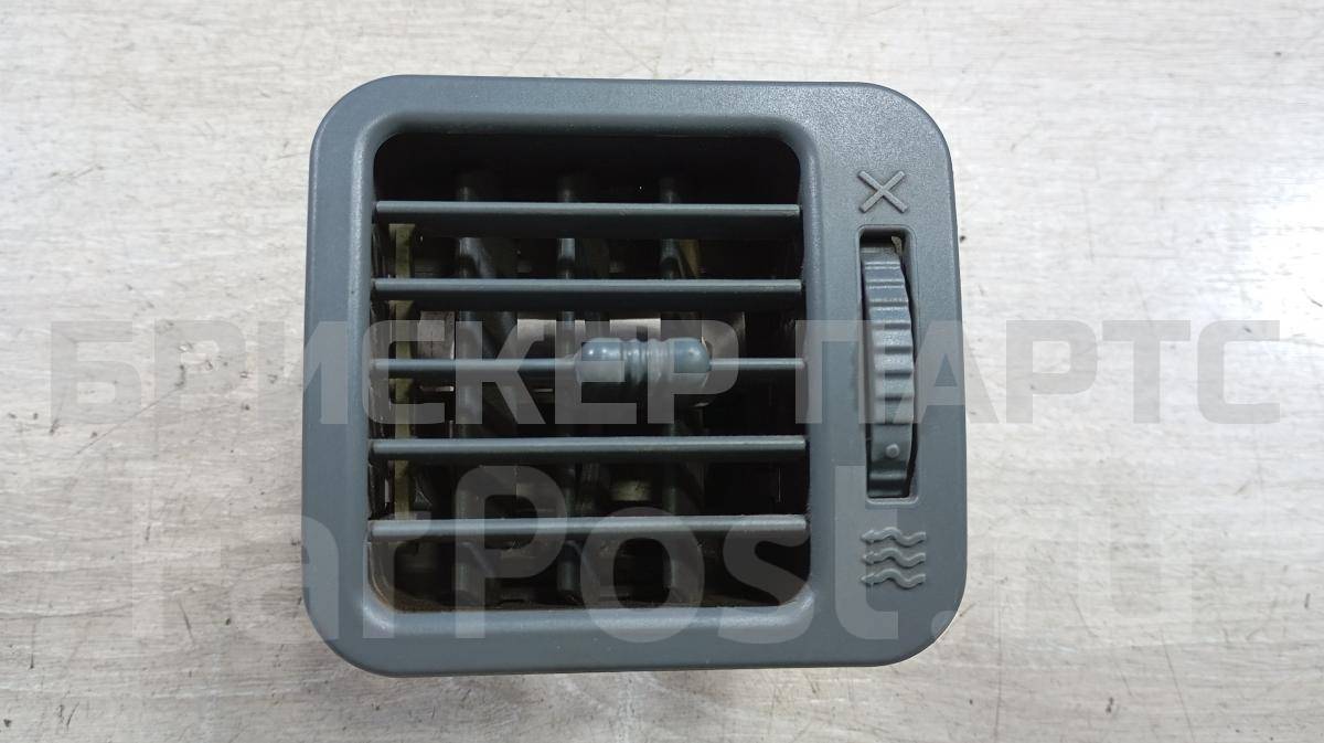 Дефлектор воздушный (сопло, дефростер) центральный в торпедо для УАЗ Симбир 3162 3162-8104310