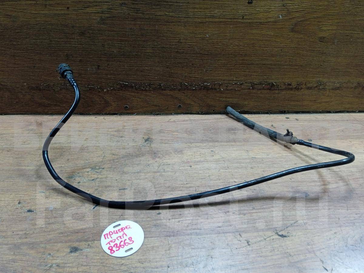 Трубка топливная (топливопровода, бензопровода) на ВАЗ Лада Приора 2170, 2171, 2172 11181104410