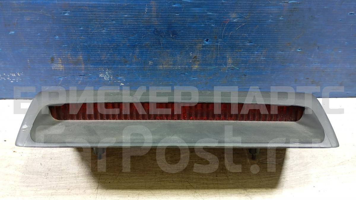 Фонарь задний дополнительный стоп-сигнал для Хендай Соната 4 поколение (EF) 927503D000LK