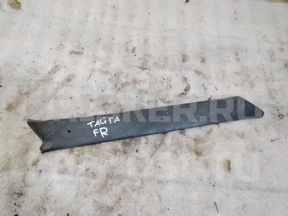 Накладка стойки (облицовка) лобового стекла правая на ВАЗ Лада Нива 2121 Тайга, Урбан, Легенд  212135004060