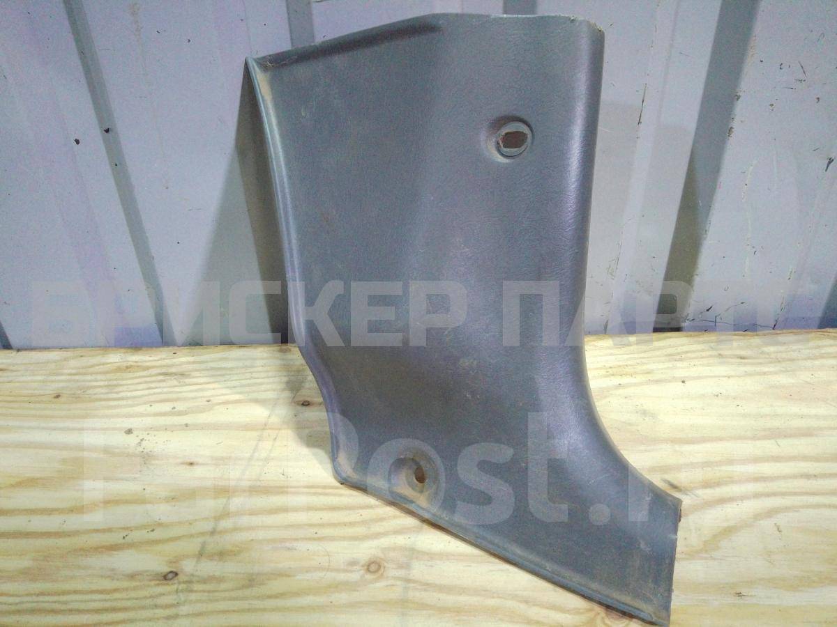 Накладка стойки (облицовка) лобового стекла правая на Сузуки Гранд Витара 1 поколение 7611165D0