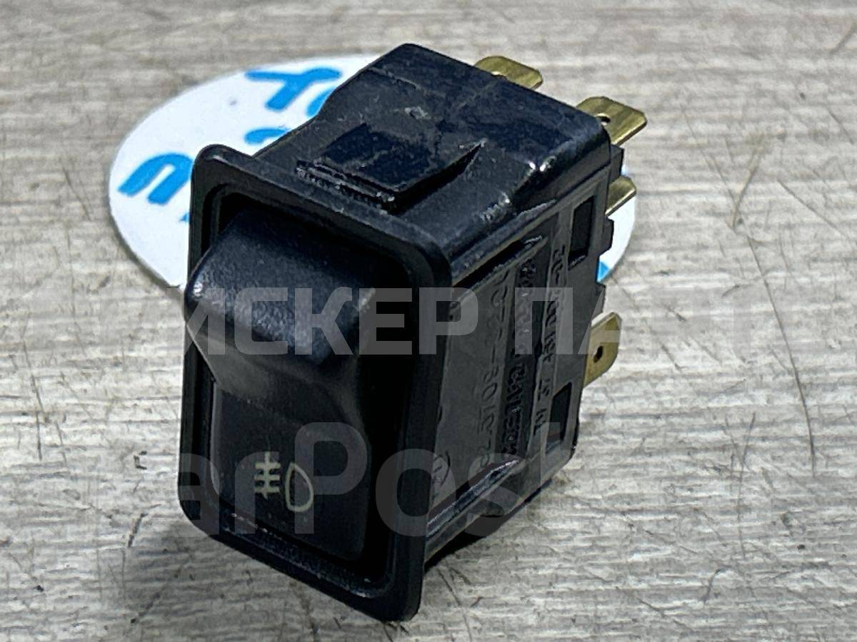 Кнопка, клавиша передних противотуманных фар (противотуманок) на ГАЗ Волга 3110 8237090206