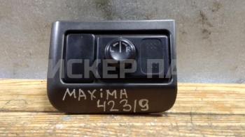 Кнопка регулировки боковых зеркал на Ниссан Максима A33 684102Y900