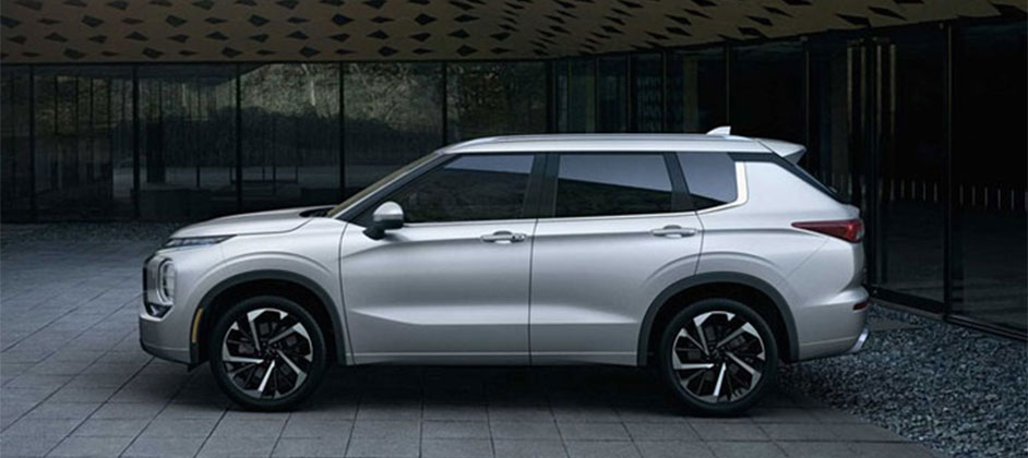 В РФ прошел старт продаж Mitsubishi Outlander за 3,4 млн рублей В РФ прошел старт продаж Mitsubishi Outlander за 3,4 млн рублей