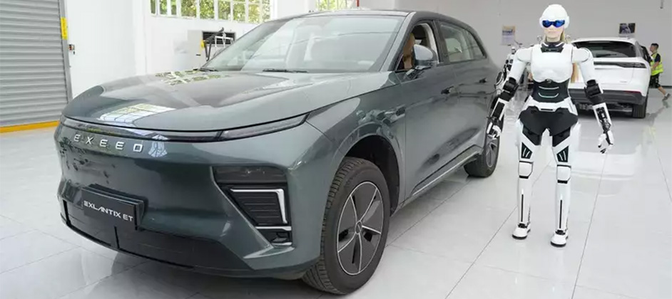 Представлен первый в мире гуманоидный робот, открывающий двери автомобиля