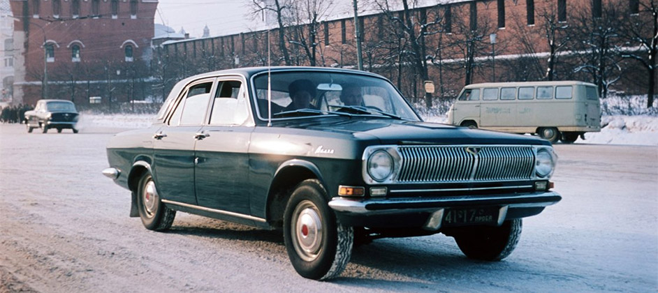 Сохранился чудом, хотя прошло 38 лет: в РФ продают новую "Волгу" ГАЗ-24