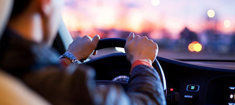 Водителям в РФ разъяснили, чем опасна для авто езда на низких оборотах двигателя