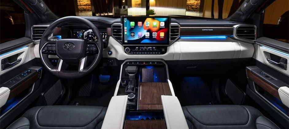 Очень дорого: в РФ возобновили продажи новых Toyota Sequoia