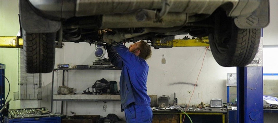 В Финляндии замерла торговля новыми авто, а очереди в автосервисы выросли вдвое