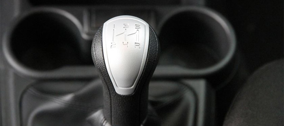 Россиянам объяснили, зачем и когда нужно менять масло в коробке передач Россиянам объяснили, зачем и когда нужно менять масло в коробке передач