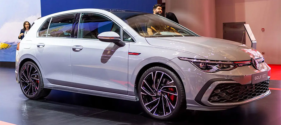 Volkswagen нашел возможность выпустить электрический Golf GTI в 2026 году Volkswagen нашел возможность выпустить электрический Golf GTI в 2026 году