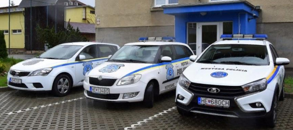 LADA Vesta заступила на полицейскую службу в Словакии
