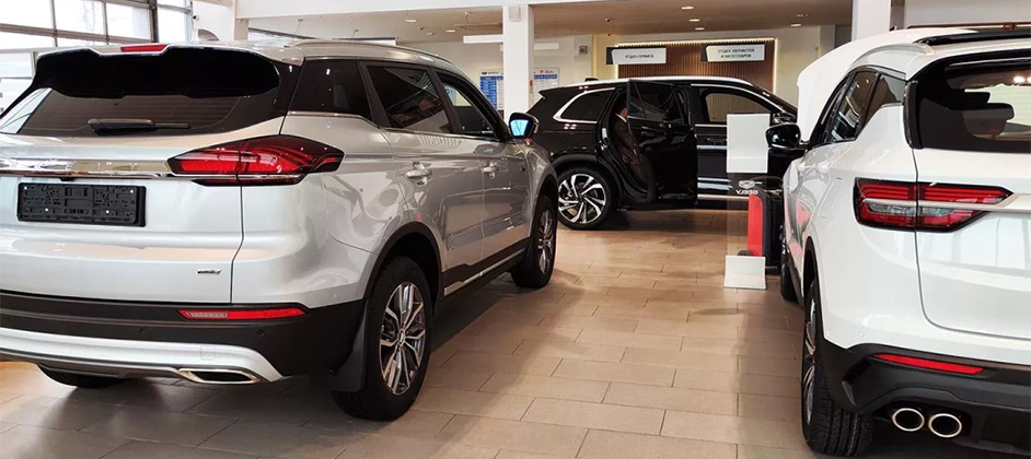 Ослабление курса рубля. Что будет с ценами на новые автомобили в России