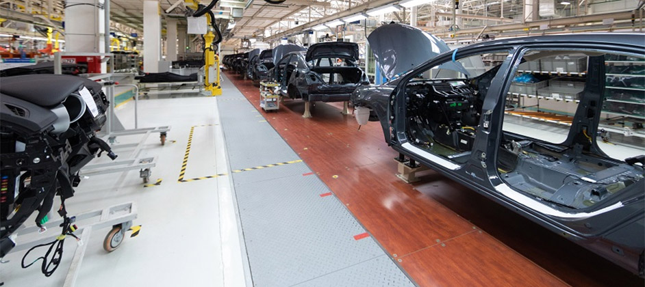 Фургон на базе УАЗ «Профи» планируют оснастить гибридной установкой к 2026 году Фургон на базе УАЗ «Профи» планируют оснастить гибридной установкой к 2026 году