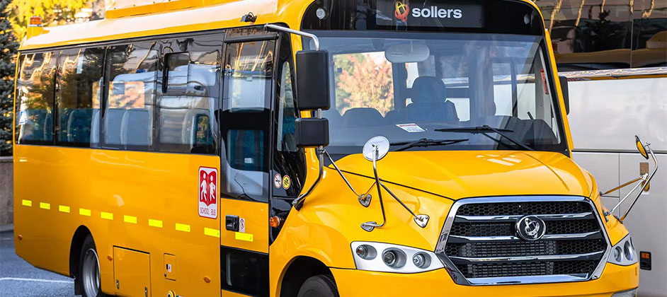 Словно американский Blue Bird. Представлен российский школьный автобус Sollers SB с капотной компоновкой Словно американский Blue Bird. Представлен российский школьный автобус Sollers SB с капотной компоновкой