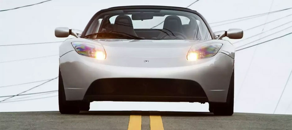 Tesla тратит на исследования в три раза больше других компаний-производителей Tesla тратит на исследования в три раза больше других компаний-производителей