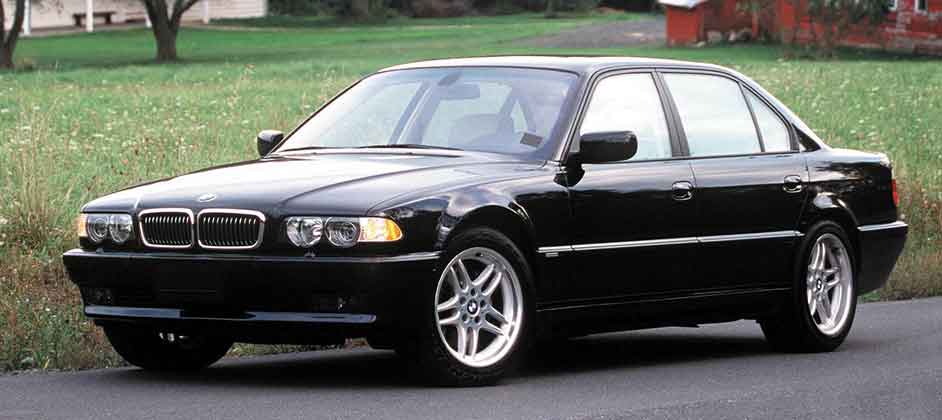 20-ти летний BMW 7-Series E38 продают за 79 тысяч долларов