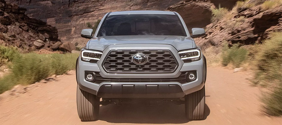 Toyota превратит кроссовер RAV4 в бюджетный пикап Toyota превратит кроссовер RAV4 в бюджетный пикап