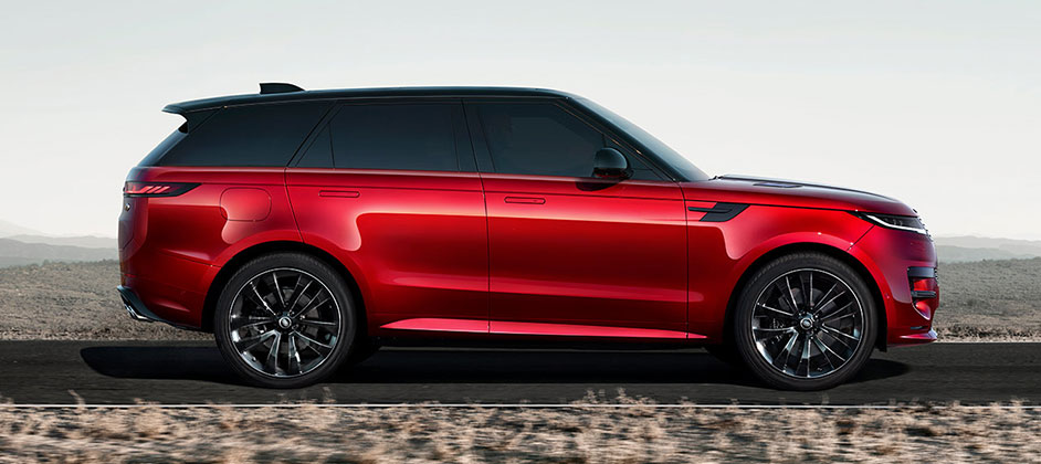 Компания Land Rover предложила в РФ версии нового внедорожника Range Rover Sport