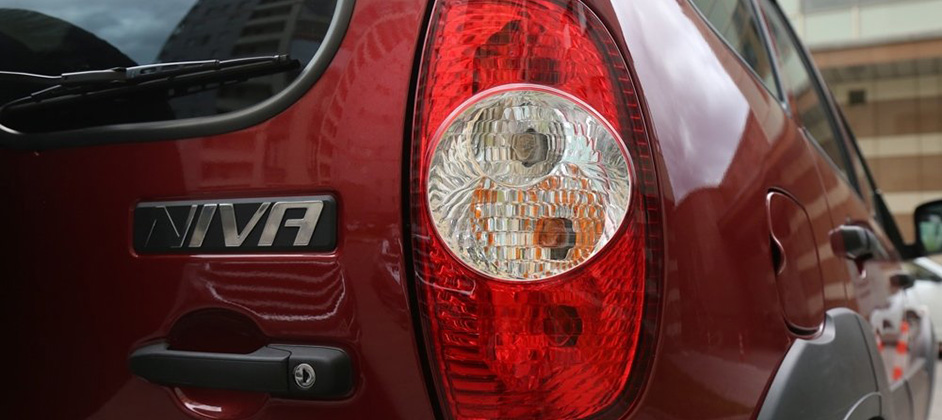 Chevrolet Niva официально сменила фамилию на Lada