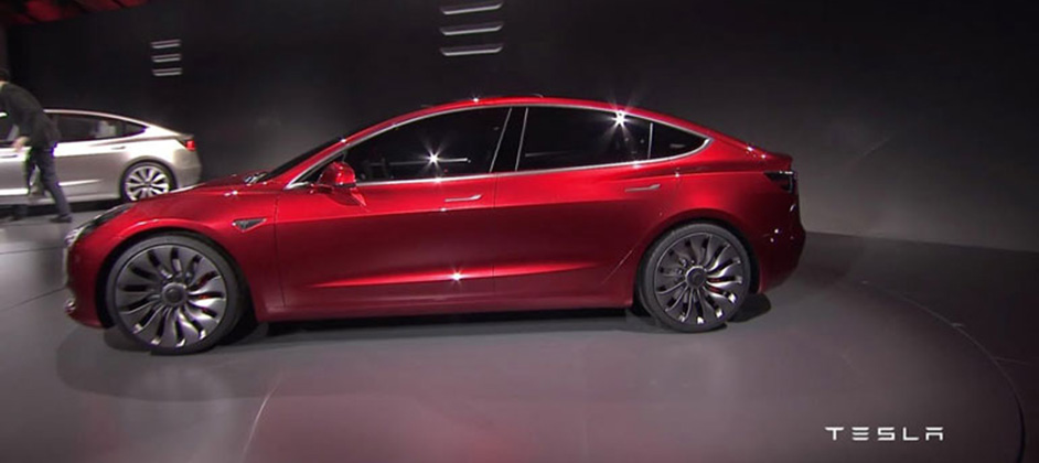Компания Tesla начнет испытания нового бюджетного электромобиля до конца 2021 года