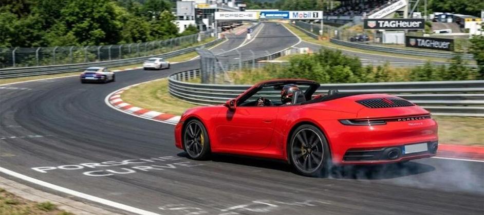 Autoexpress перечислил 10 легендарных автомобилей 70-х годов прошлого века