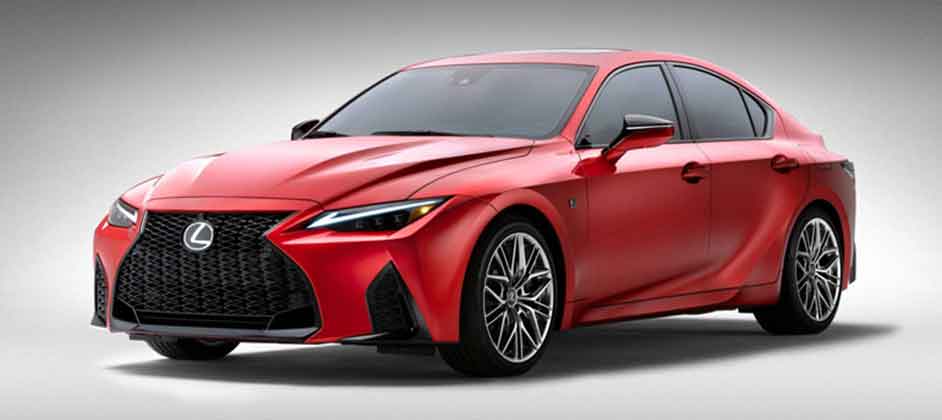 Lexus официально представил седан Lexus IS 500 с атмосферным мотором V8