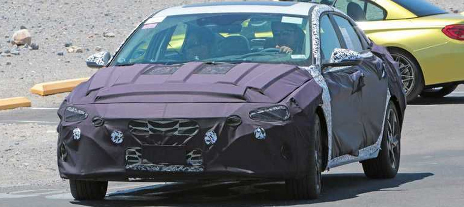 Шпионские снимки обновленной Hyundai Elantra попали в Сеть