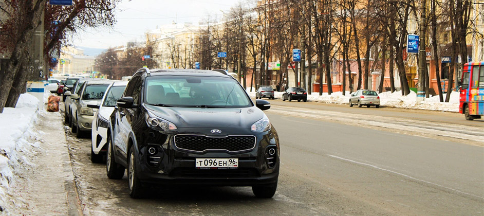 Водителям объяснили, почему зимой полноприводные авто чаще участвуют в авариях