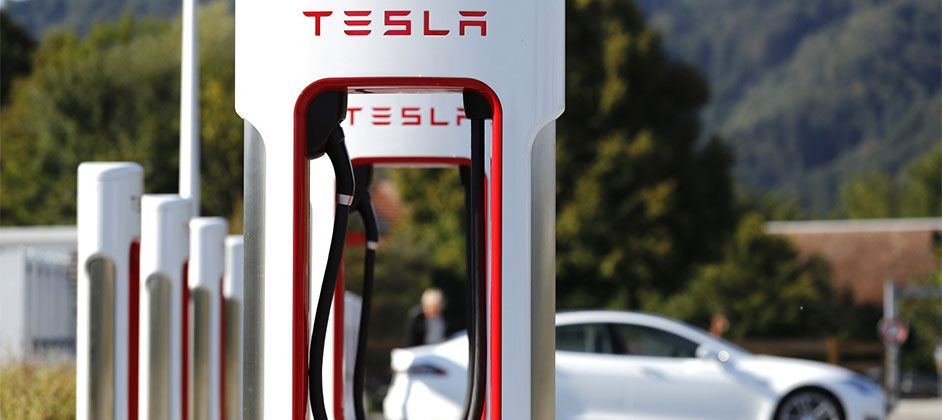 Tesla открывает все зарядные станции Supercharger для электромобилей сторонних производителей в Нидерландах Tesla открывает все зарядные станции Supercharger для электромобилей сторонних производителей в Нидерландах