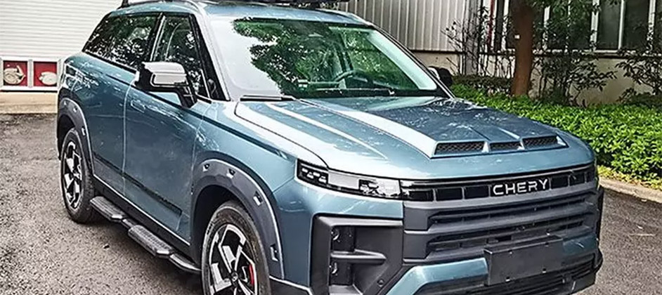 Chery обновила Jaecoo J7: кроссовер с новым двигателем 2.0 сняли на фото Chery обновила Jaecoo J7: кроссовер с новым двигателем 2.0 сняли на фото