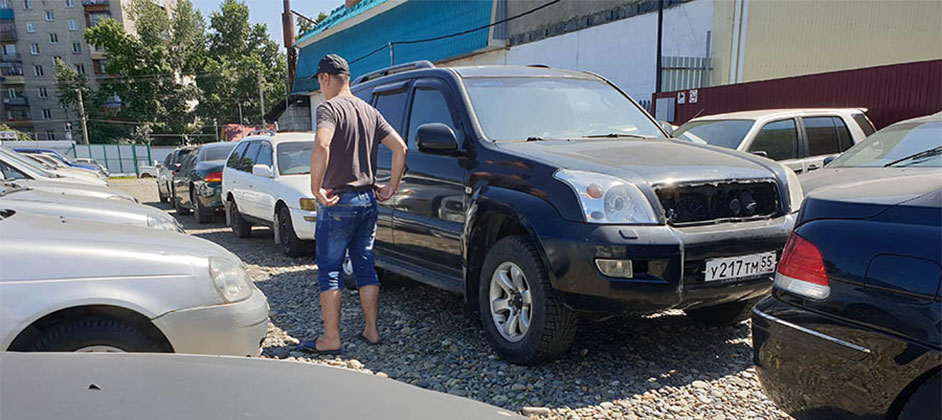 Автоэксперт Моржаретто попросил россиян не продавать свои автомобили в 2022 году Автоэксперт Моржаретто попросил россиян не продавать свои автомобили в 2022 году