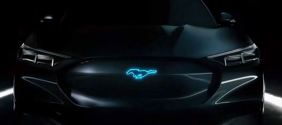 В Интернете показали рендеры кроссовера Ford Mustang
