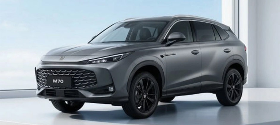 Начались испытания новых кроссоверов "Москвич": модели М70 и М90 сняли на фото