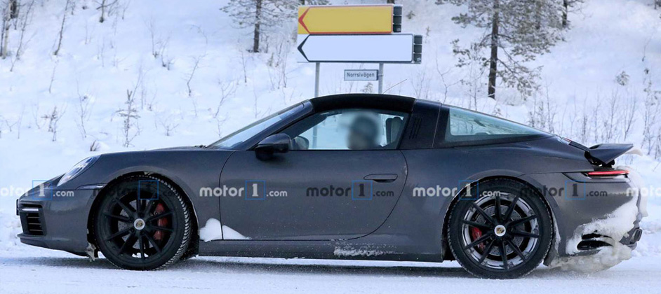 Porsche 911 Targa проходит испытания в Арктике